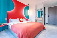 Xinzheng Xuanjuzi Hotel (Xias International College) Hotels near Shuanghui (Renmin Road Shop)