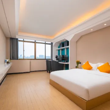 Chenheyuan Business Hotel