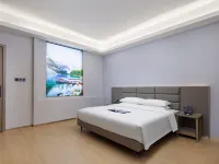 HydePark International Residence(Nanshan Houhai Subway Station) Hotels near Poly Theatre