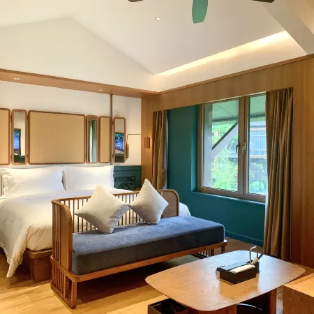 April Resort