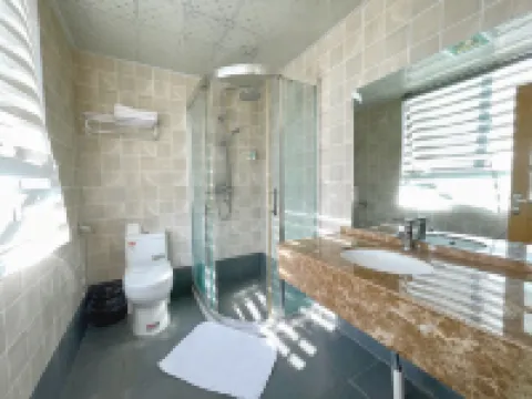 Wuwei Huadu Business Hotel