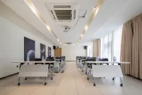 Yu Jing Hotel (Xiangyang Erqi Base Checheng South Road)
