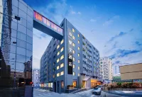 Guoshi Hotel (Dalian Donggang Business District Harbour Plaza Subway Station) Các khách sạn ở 