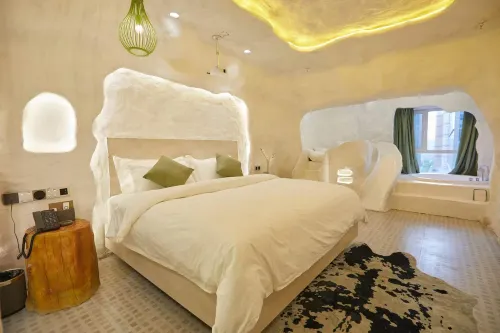Hotels in Xining Boling