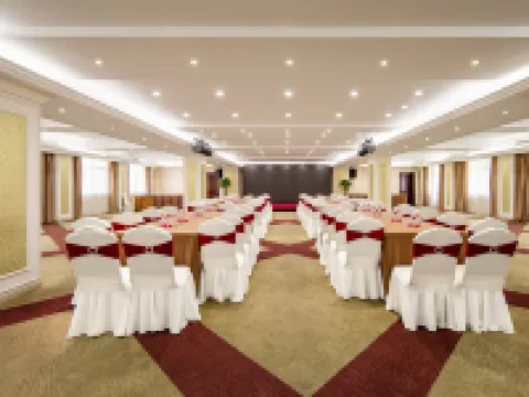 現代広場ホテル（銀泰城處州府城） 麗水のホテル