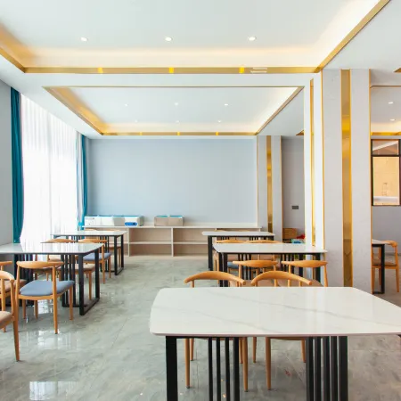 Lemon hotel