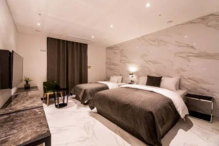 Hotel The May Отели рядом с достопримечательностью «Kimdaejoong Convention Center»