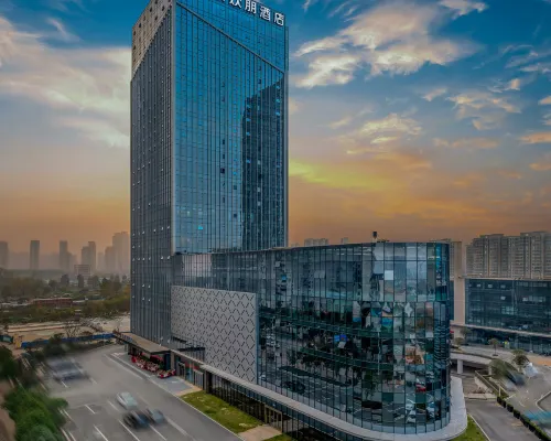 Hampton by Hilton Wuhan railway Station Hotels near Wuhan Train Station
