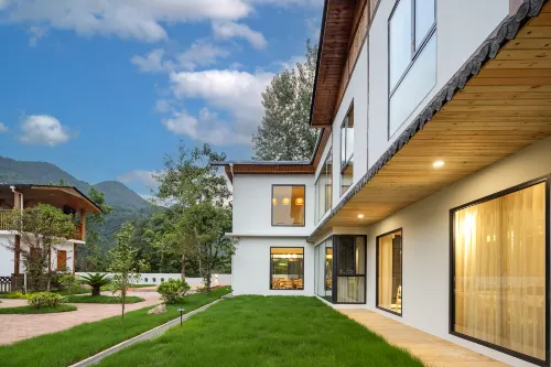 Maowo Homestay (Pingshan Canyon Branch)