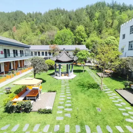 Qinling Mountain Residence