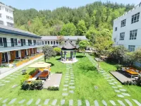 Qinling Mountain Residence