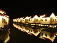 Yuelu Island Style Holiday Water Chalet (Yuedao Branch) Hotels in Laoting