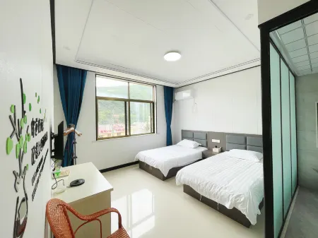 Zhou'sDaughter-in-Law lnn