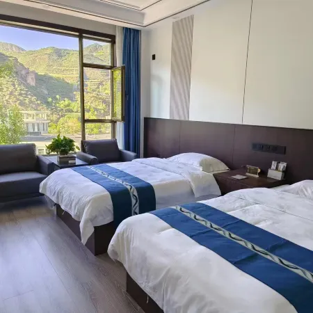Xinhai Holiday Hotel