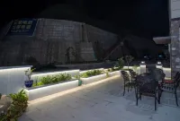 千島湖鎮舒曼·居里Life輕奢設計民宿（千島湖啤酒小鎮店） 鄰近黃山尖-觀光平台的酒店