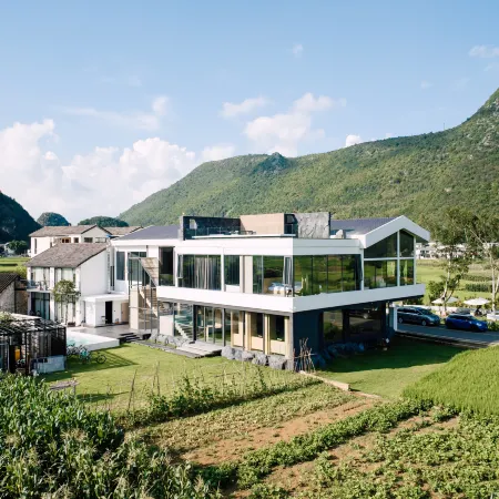 Xingyi Wanfeng Linyi Boutique Inn (Wanfenglin Baguatian Attractions)