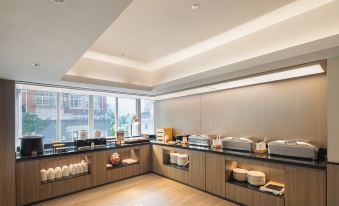 HanTing Hotel (Chongqing Yunyang County Riverside Shopping Park)