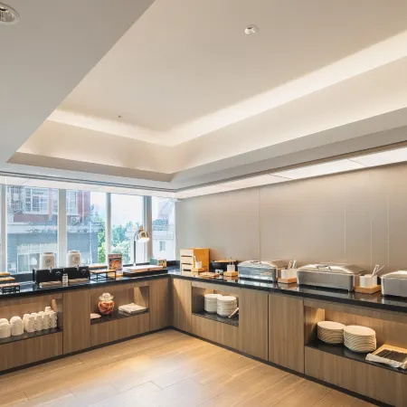 HanTing Hotel (Chongqing Yunyang Riverside Shopping Park)