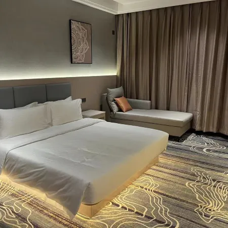 Xinxiang Hongmen Yeyue Hotel (University Town)