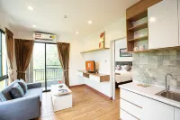 B2 Sriracha Premier Hotel Hotels near White Dragon King