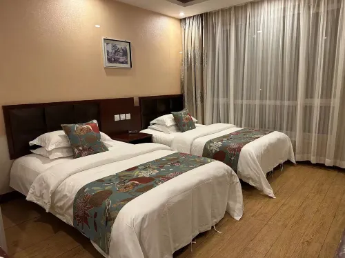 Lumingchun Hotel (Changbai Mountain North Scenic Area Distribution Center)