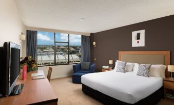 Rydges Geelong, an EVT hotel