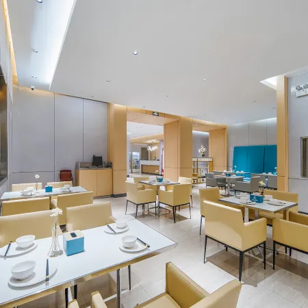 Magnotel Business Hotel (Xuzhou Pizhou Sanchahu Road)
