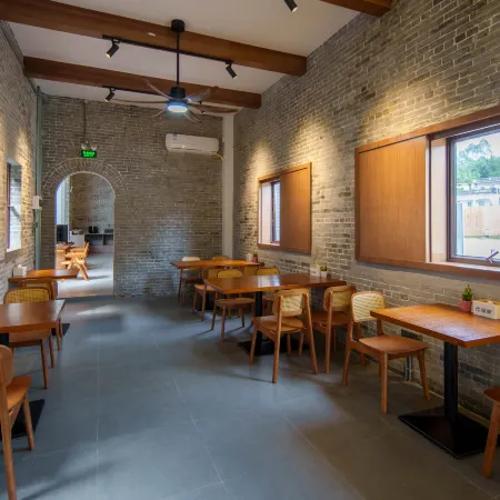 Liyuan Daoxiang Diaolou Boutique Cultural Homestay (Chikan Ancient Town Scenic Area Branch)
