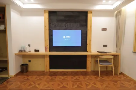 Genhe Helun Business Hotel