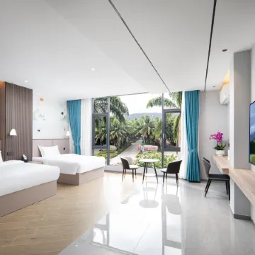 Baoting Sandao Yujing Rainforest Business Hotel