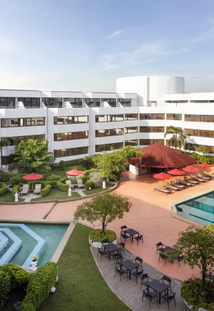 Amari Don Muang Airport Bangkok Отели рядом с достопримечательностью «Phranakhon Rajabhat University»