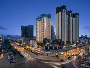 Crystal Orange Hanzhong Railway Station Center Square Hotel