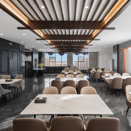 Zhangye Shangjing Holiday Hotel