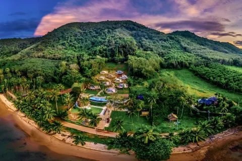 Jaiyen Resort