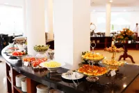 Dalat Wonder Resort Hotels in Ta Nung