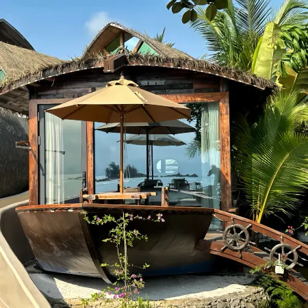 Muyu Yujia Story Boat House B&B