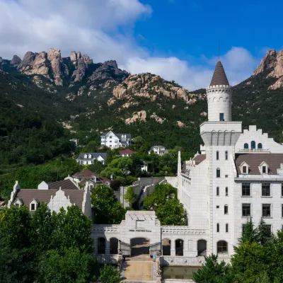 Haier Country Villa Hotel berhampiran Laoshan Scenic Spot