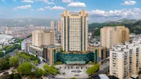 Fuding Jinlong Hotel Dong Station - con vistas a la montaña