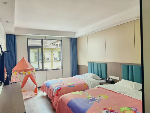 Shennongjia Yuelai Yueman Hotel (Guanmenshan Scenic Area)