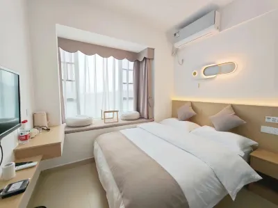 Jintian Homestay (Zhangjiajie West Station) Hotels near Junsheng Sand and Stone Painting Cultural and Creative Park