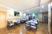 Jinjiang Xinyu Hotel (Wanyehui Commercial Plaza Quanzhou South Station Branch) - sarapan