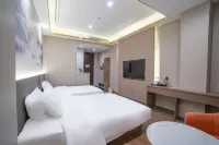 辰業ホテル(七彩丹霞観光地)