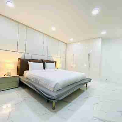 Spacious Pool Villa 6BR (Pattaya South) - VVP7.12 Rooms