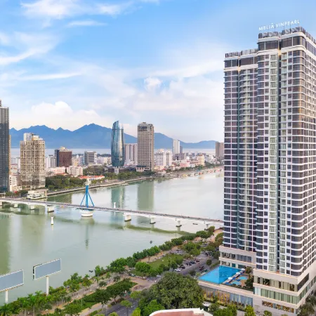 Melia Vinpearl Danang Riverfront