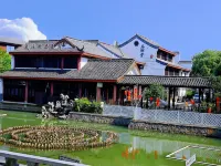 Huajian Boutique Homestay (Nanjing Gaochun Old Street Store)