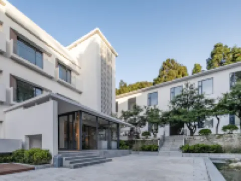 粗茶淡飯·隱廬山荘(九宮山） 通山のホテル