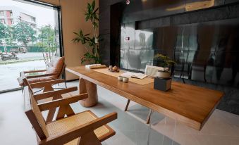 Sanchuan Hotel