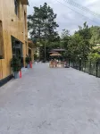 鶴峰山邊硒苑民宿