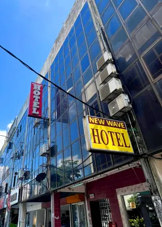 New Wave Hotel Melawati Отели рядом с достопримечательностью «myBatik - Canting and Coloring»