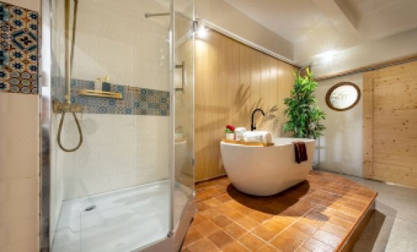 Shin Hotel Chinatown